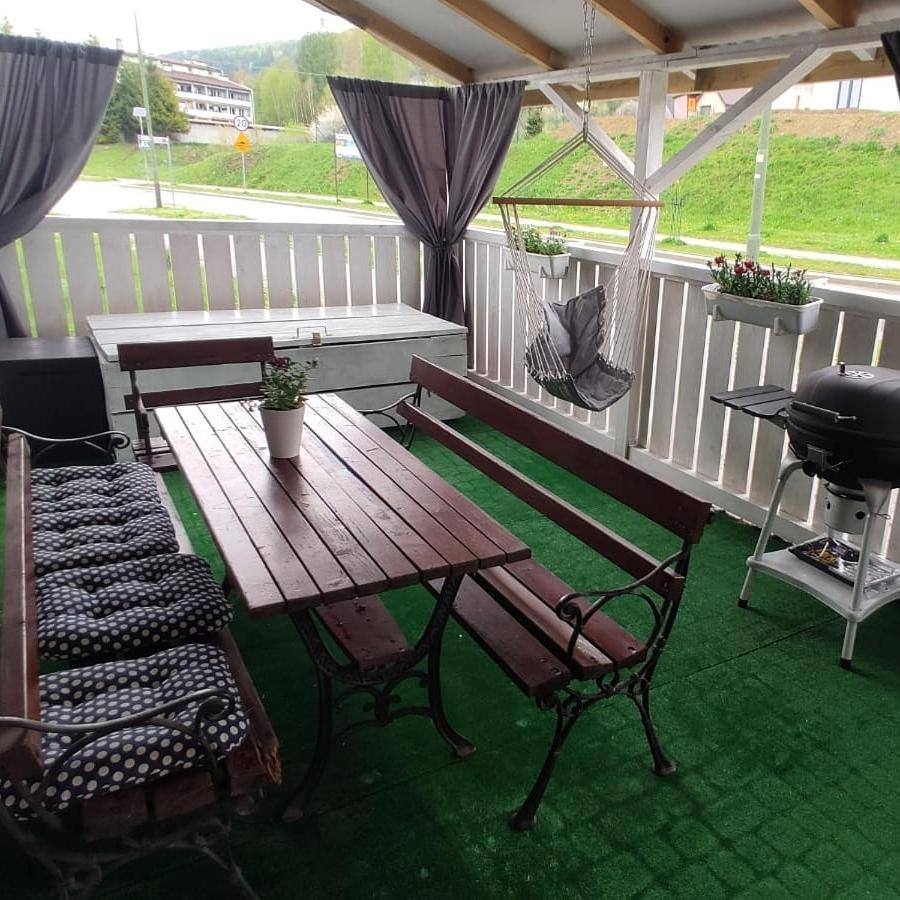 Apartament Deja Vu-Bieszczady Ustrzyki Dolne Zewnętrze zdjęcie